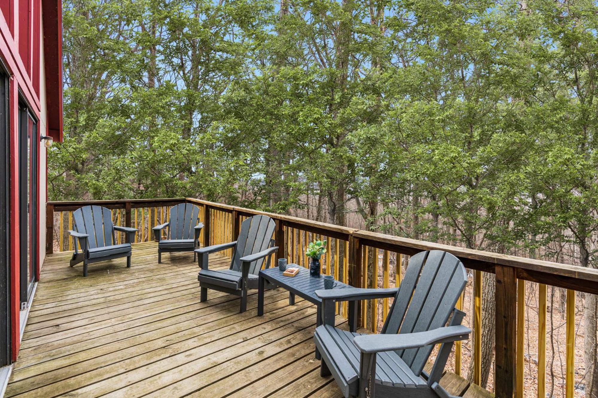 Modern Chalet Cabin W Hot Tub, Deck&Grill, & Wifi! Inwood Exterior foto
